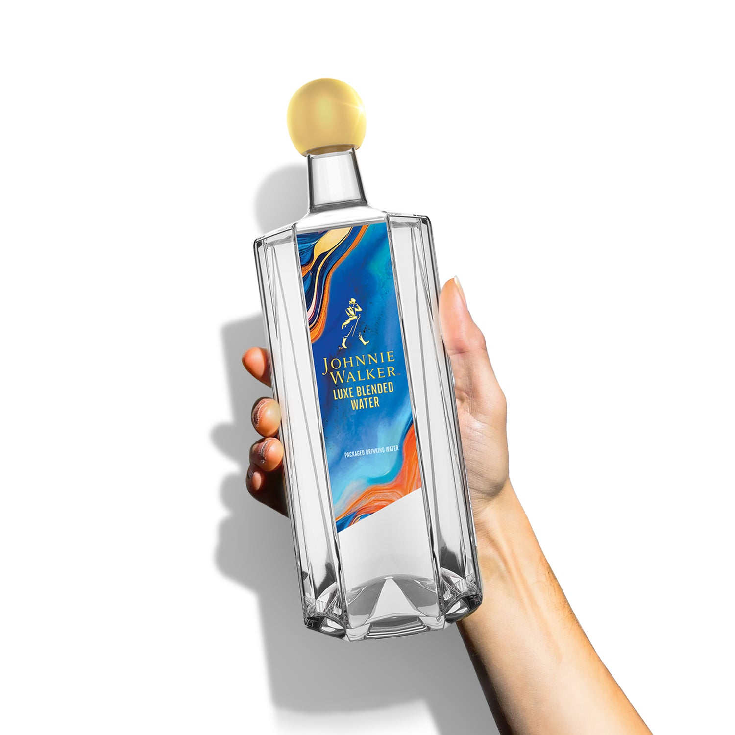 Johnnie Walker Luxe Blended Water